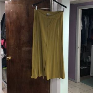 Brand new calf length button up skirt